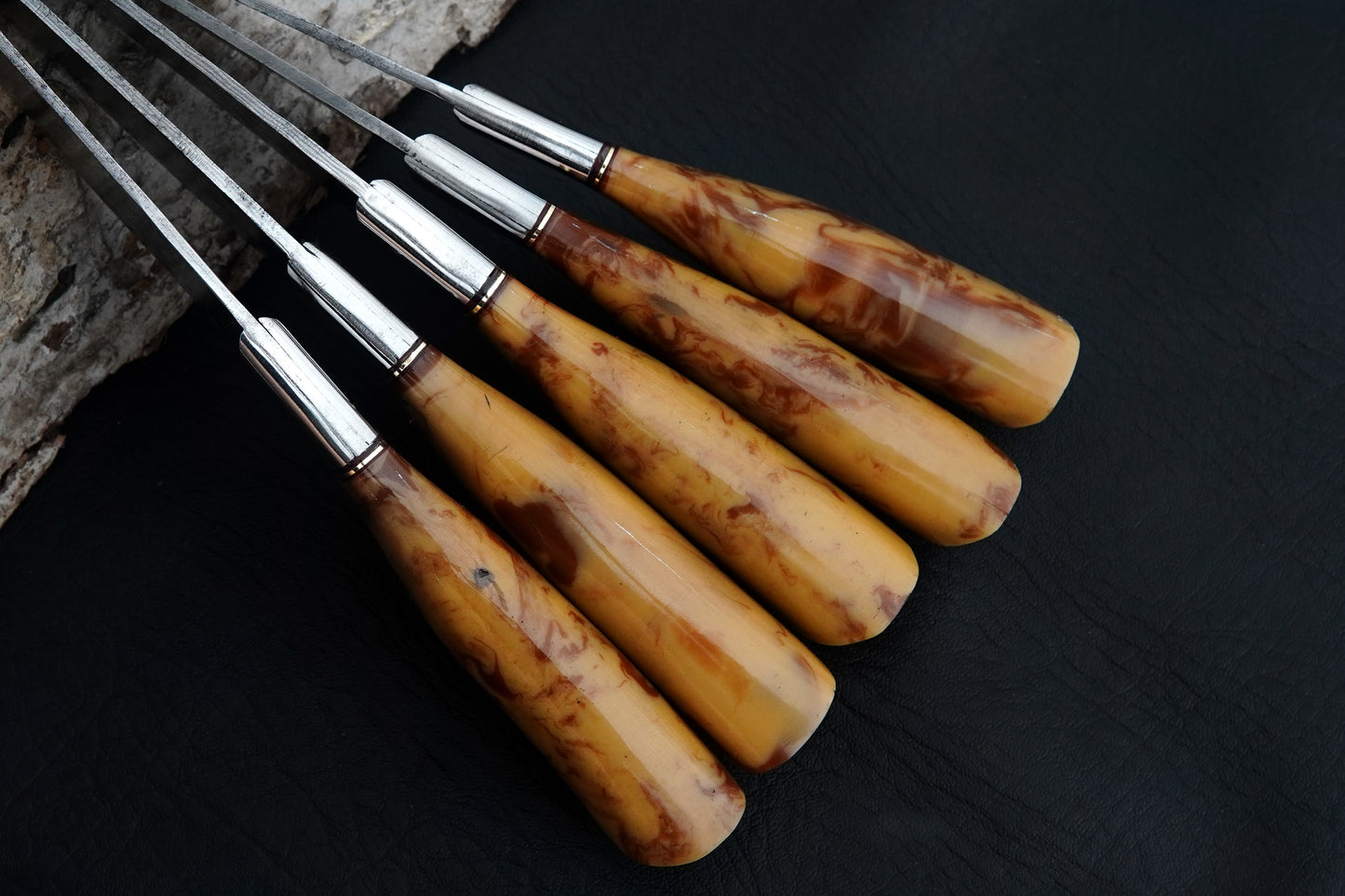Custom Handmade Kitchen Knife Set Damascus Steel Resin Handle Chef Set 5 pcs