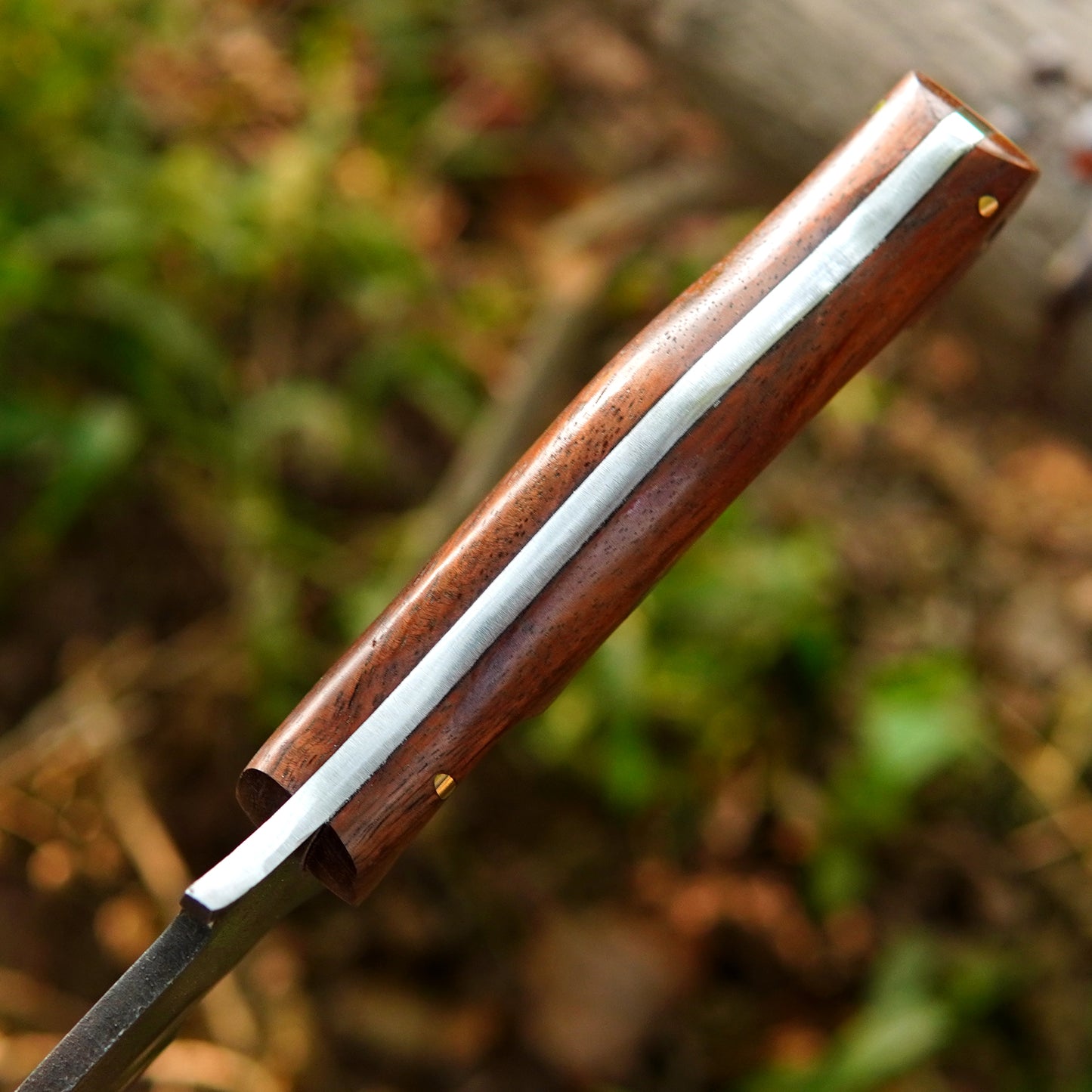 Premium handmade knife designed as a meaningful gift for him on special occasions.