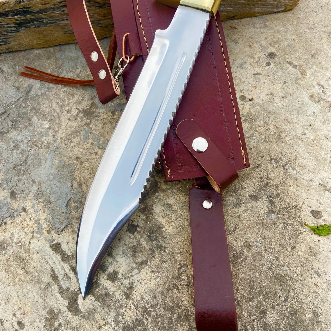 Bazil Blades Handmade Bowie Knife — Heavy-Duty Fighting & Survival Bowie with Stag Handle and Professional Leather Sheath
