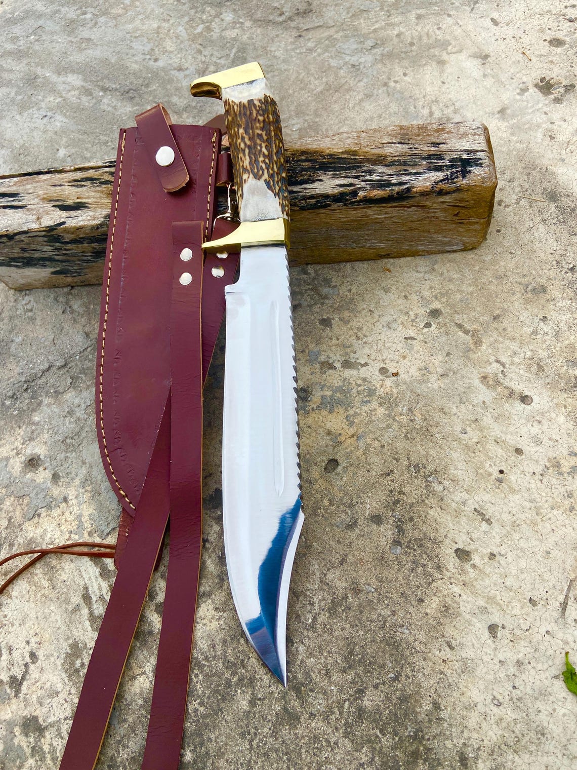 Bazil Blades Handmade Bowie Knife — Heavy-Duty Fighting & Survival Bowie with Stag Handle and Professional Leather Sheath