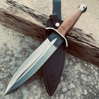 Full tang dagger knife showing balanced design and wooden handle